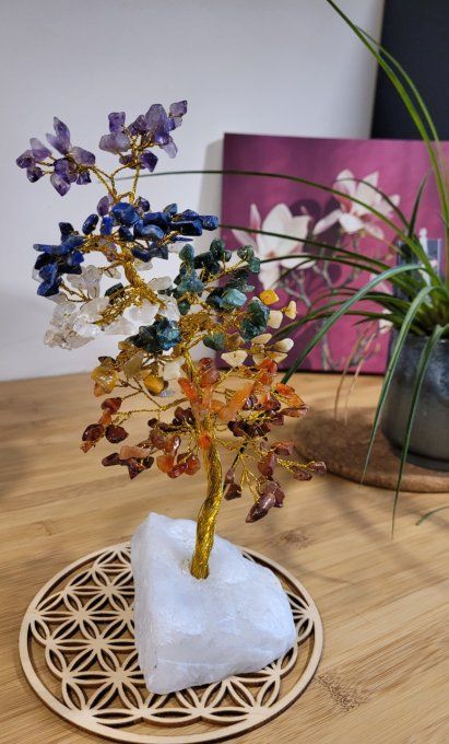 Arbre 7 chakras avec base en quartz (20-22cms)